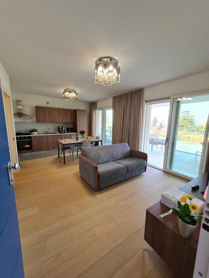 Sole Di Diana Luxury Apartments 佩斯基耶拉德加达 外观 照片