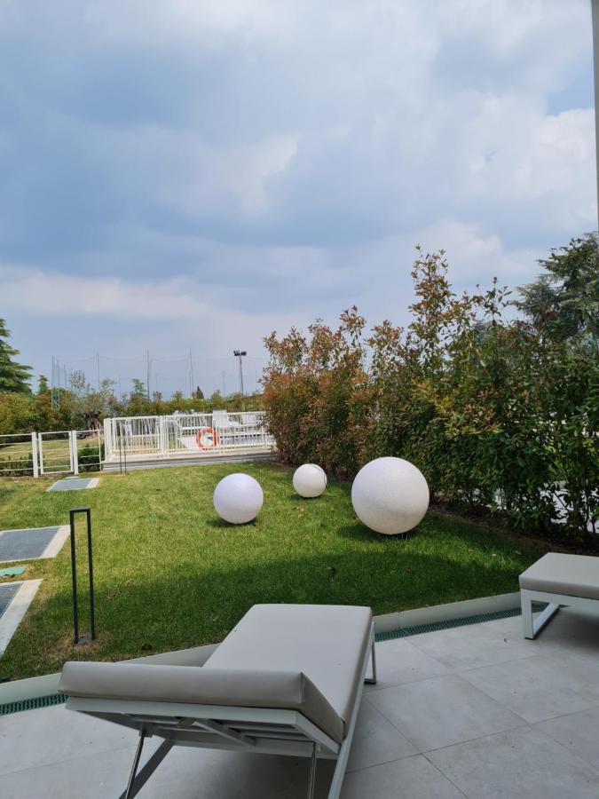 Sole Di Diana Luxury Apartments 佩斯基耶拉德加达 外观 照片